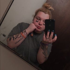 Meet your Posher, Destiny